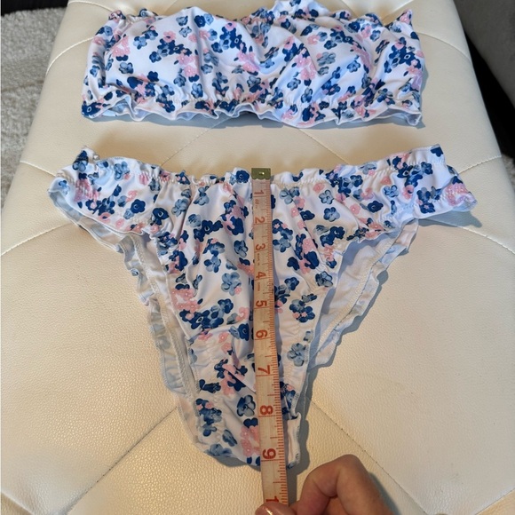White Pink Blue Floral Bandeau Tube top Strapless Bikini Size Medium NWT New - Picture 13 of 13
